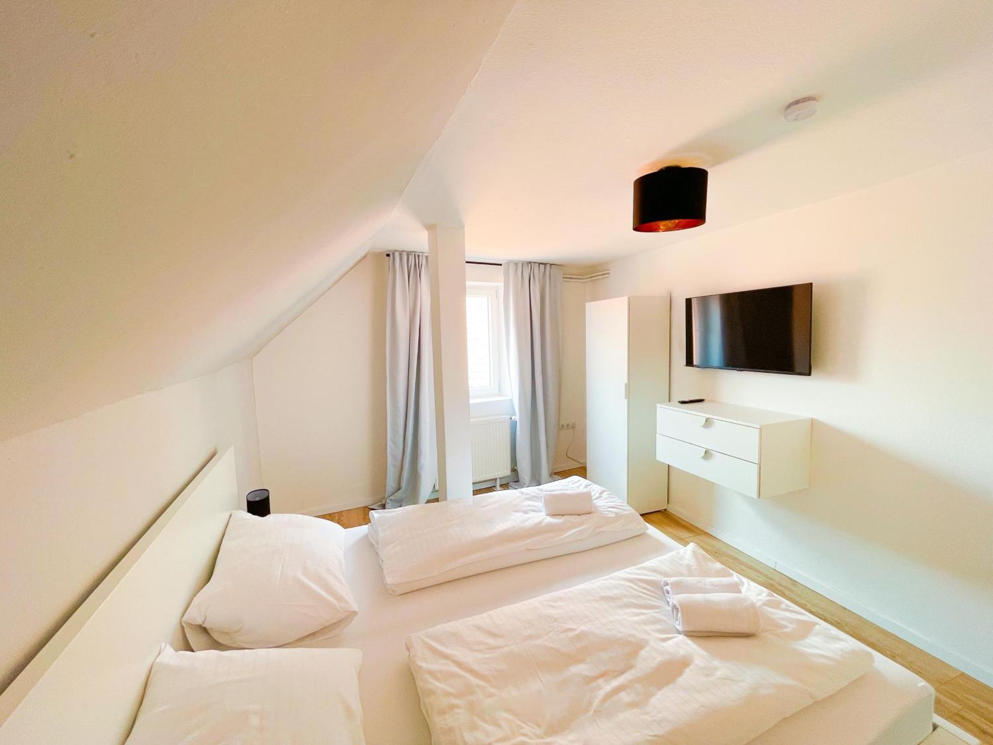 Contactless Self-Check-In - Stayhere Central City Suite 20 Graz Exterior foto