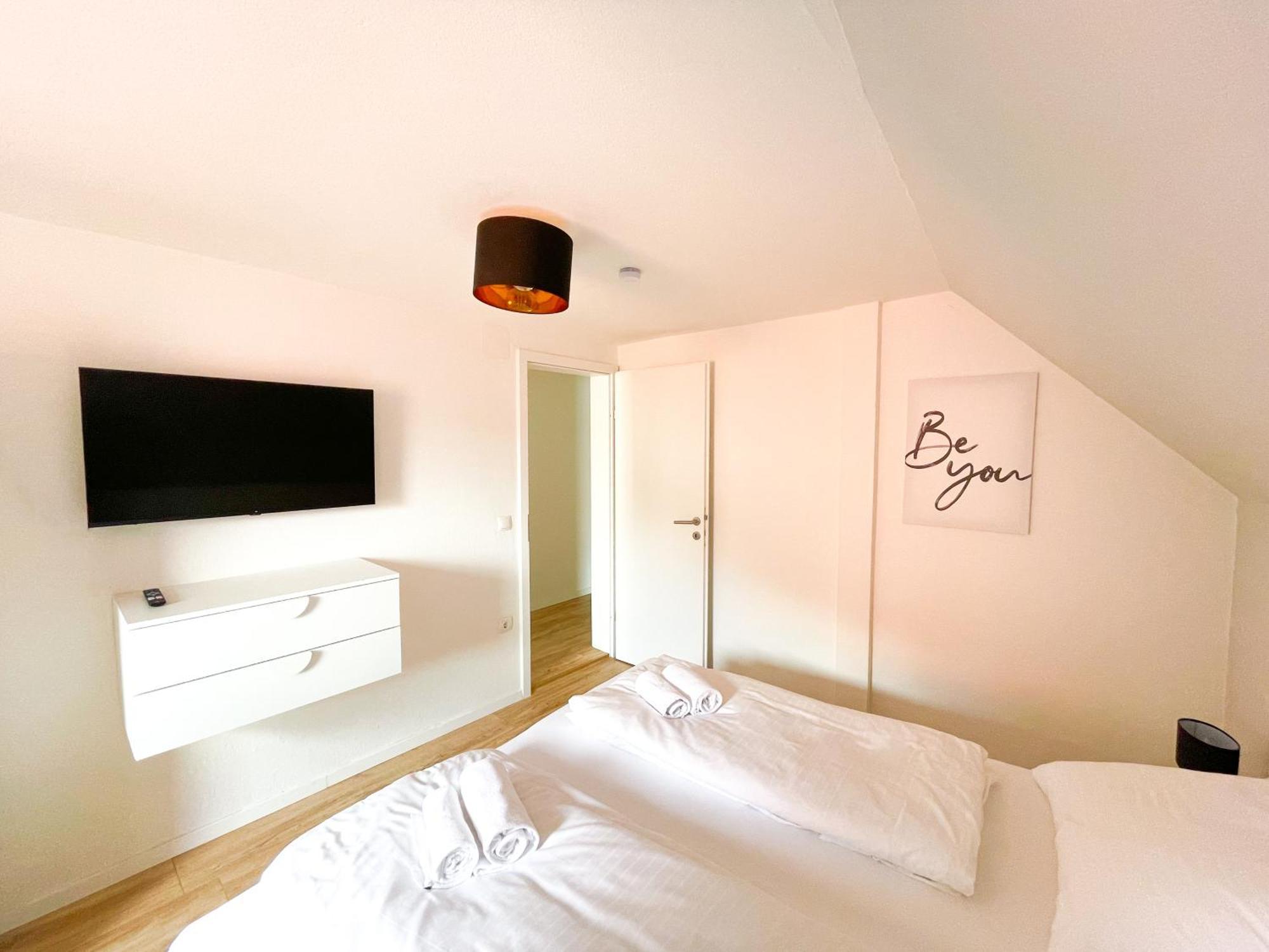 Contactless Self-Check-In - Stayhere Central City Suite 20 Graz Exterior foto